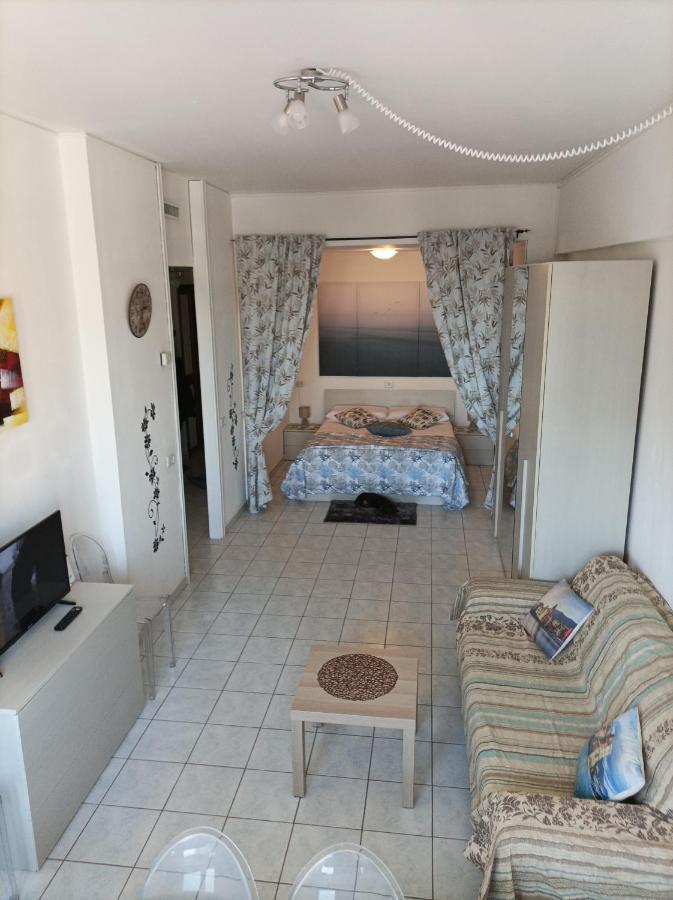 Residenza La Lanterna Aparthotel Genoa Luaran gambar